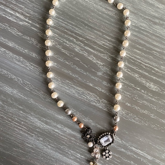 BUNDLE of statement necklaces - Picture 6 of 13